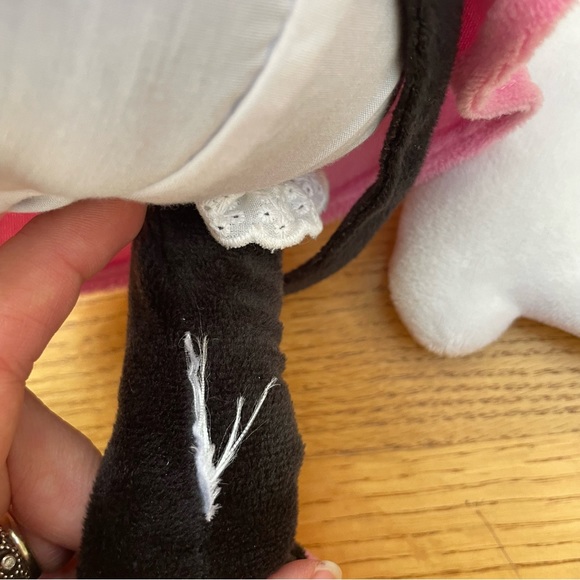 Large Disney Minnie Mouse Stuffed Animal - Picture 5 of 5